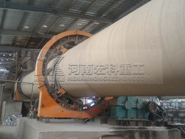 關于回轉窯設備的高效生產，操作工被賦予了什么職責